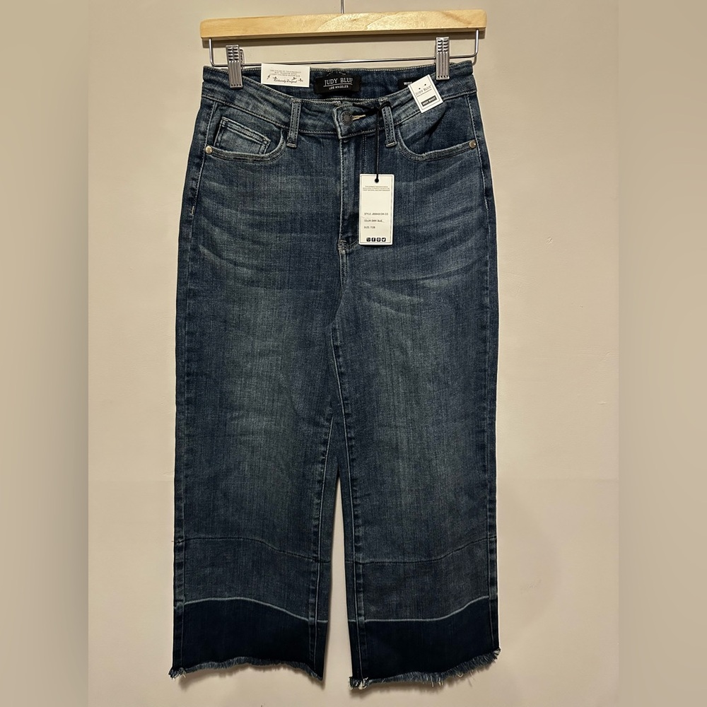 NWT Judy Blue High Waist Wide Leg Crop Jeans Dark Blue Size 7/28 - Picture 4 of 14